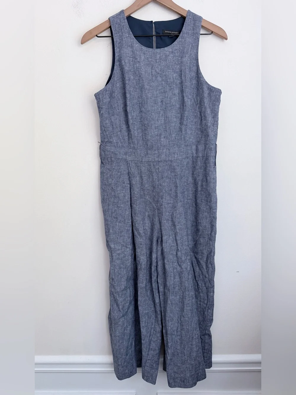 Banana Republic Linen Blend Wide Leg Jumpsuit Blue chambray sleeveless crop 6P